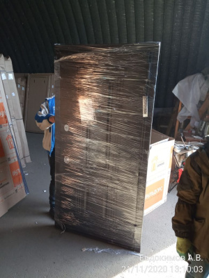 Бульдорс MASS 90, букле шоколад, МДФ ларче шоколад 9S-104, МДФ ларче белый 9S-104, 2050*960, правая, лот C086804