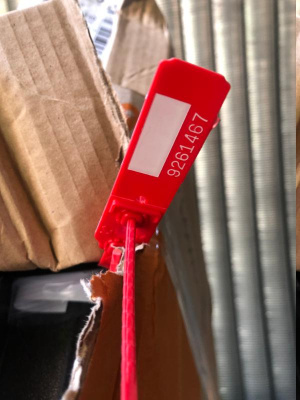 Бyльдopс MASS-90, букле шоколад, МДФ ларче шоколад 9S-104, МДФ ларче белый 9S-104, хром, 2050*960, правая, лот 9261467