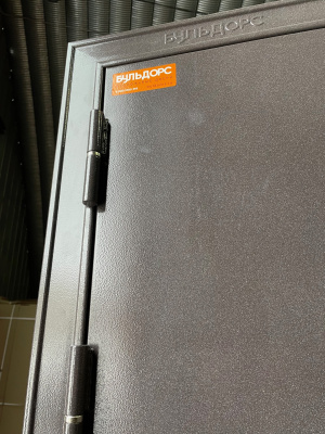 Бульдорс MASS-90 три контура, букле шоколад, МДФ белый софт, 9S-100, хром, 2050*880, левая, лот C086682